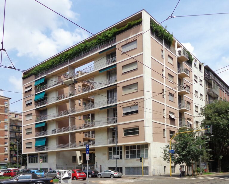 Rationalist Milan: From the Bocconi to the Courthouse